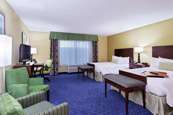  - Hampton Inn & Suites at Turkey Creek Knoxville - I-40 & I-75, Exit 373