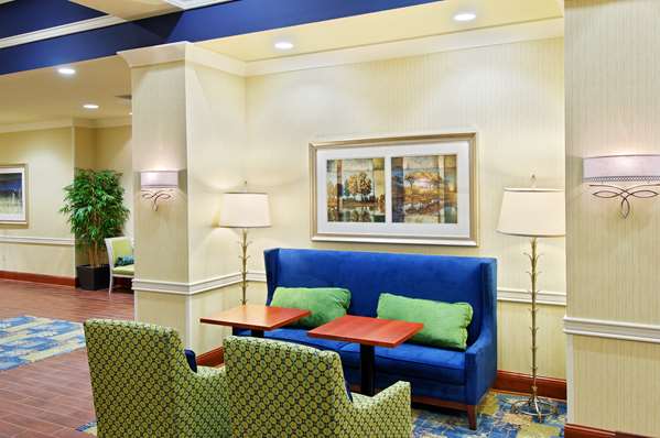  - Hampton Inn & Suites at Turkey Creek Knoxville - I-40 & I-75, Exit 373
