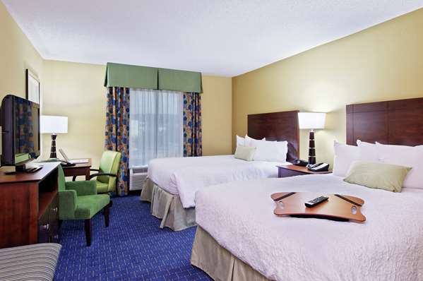  - Hampton Inn & Suites at Turkey Creek Knoxville - I-40 & I-75, Exit 373