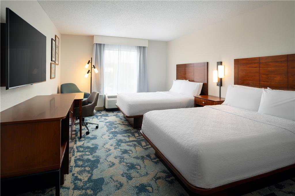 Hampton Inn and Suites Knoxville-Turkey Creek/Far-guestroom-Guest Room,On-Site.jpg