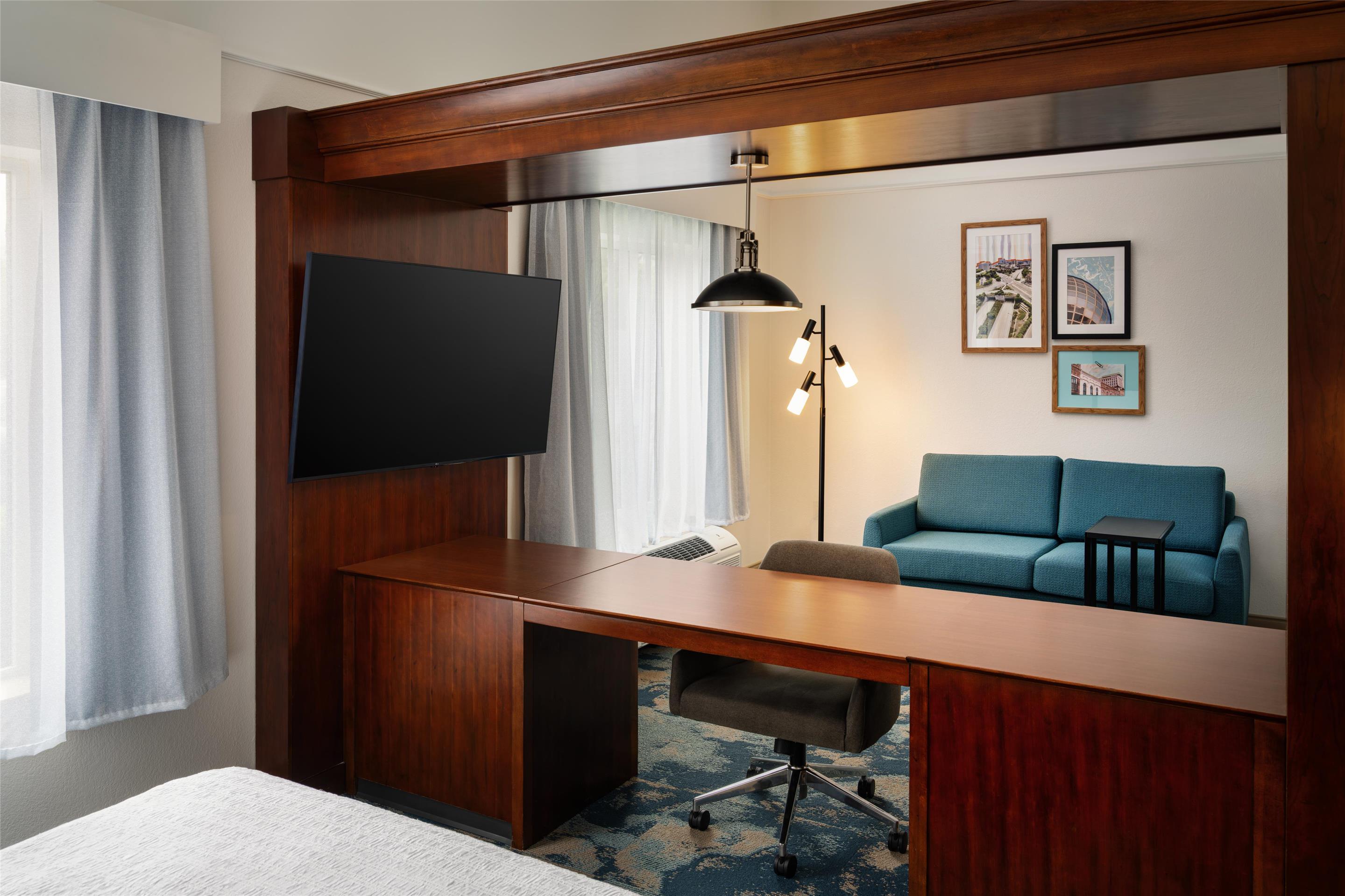 Guest room