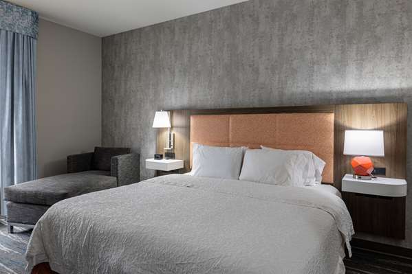  - Hampton Inn West Cedar Bluff Knoxville - I-40 & I-75, Exit 378