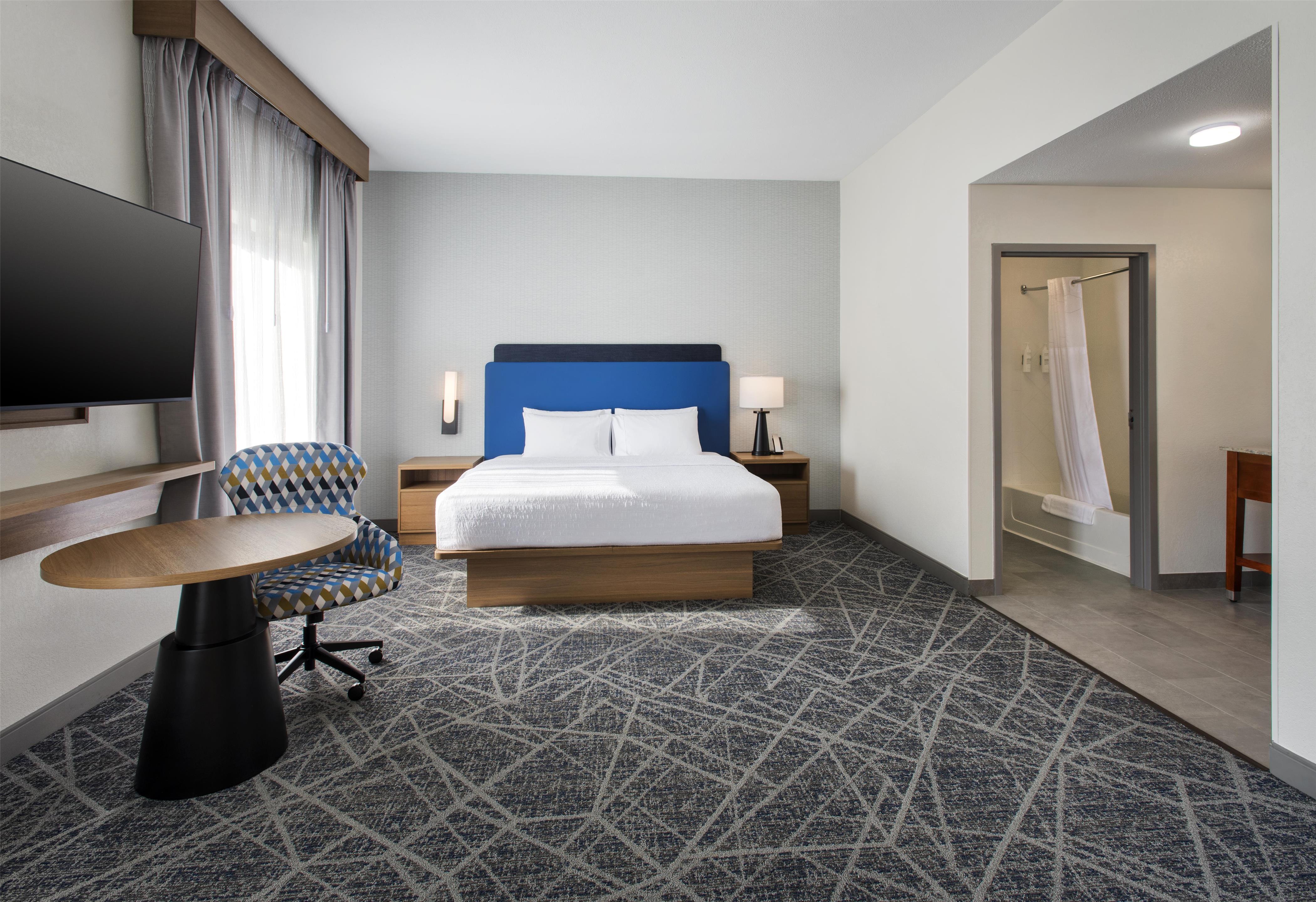 Guest room