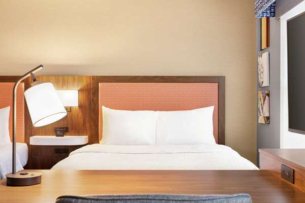  - Hampton Inn & Suites Valparaiso