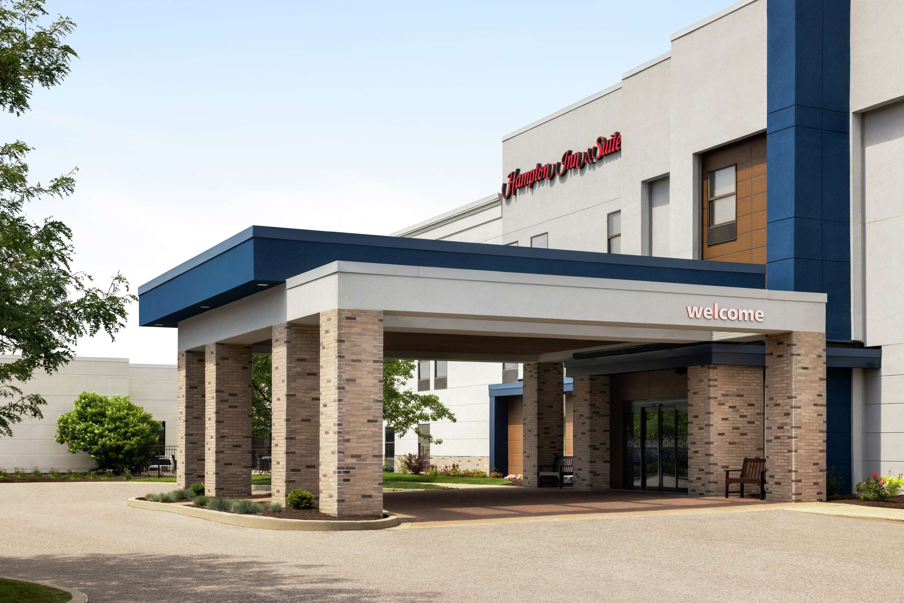 Exterior | Hampton Inn & Suites Valparaiso, IN