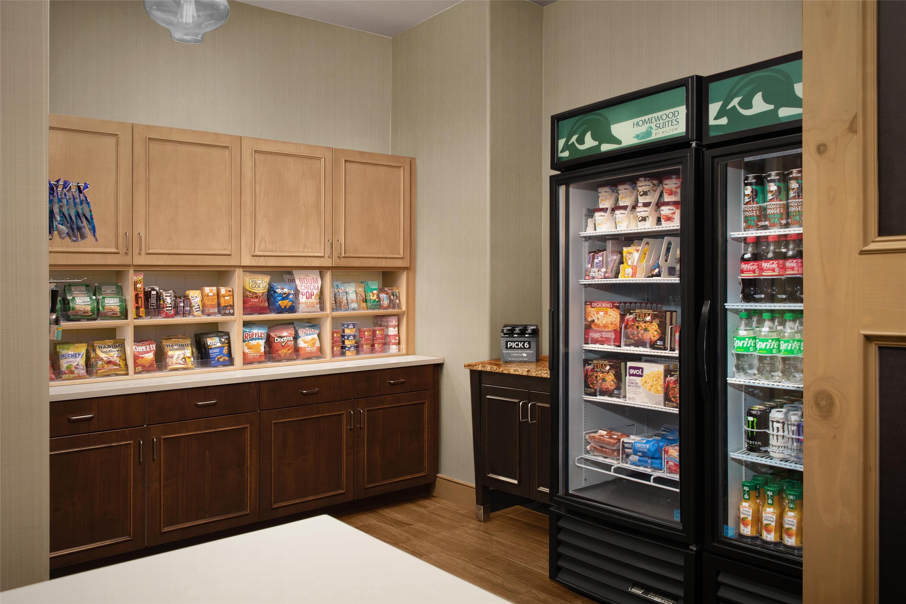 Restaurant | Homewood Suites by Hilton Vancouver-Portland