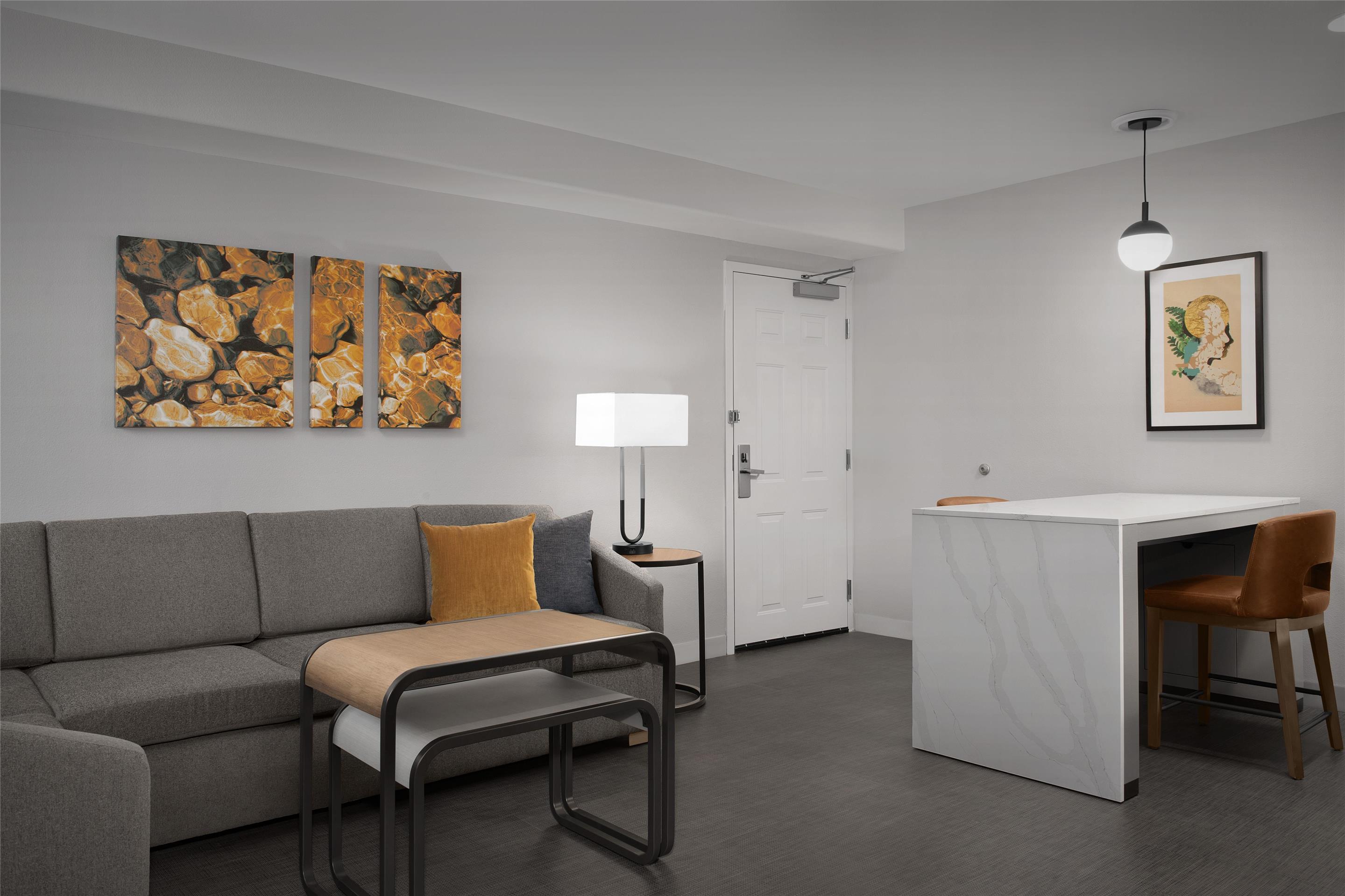 Guest room