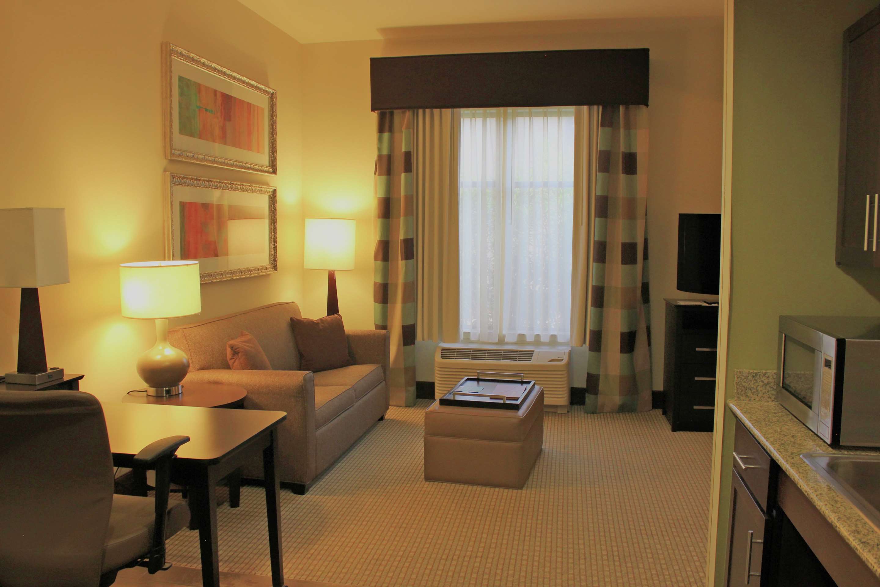 Guest room
