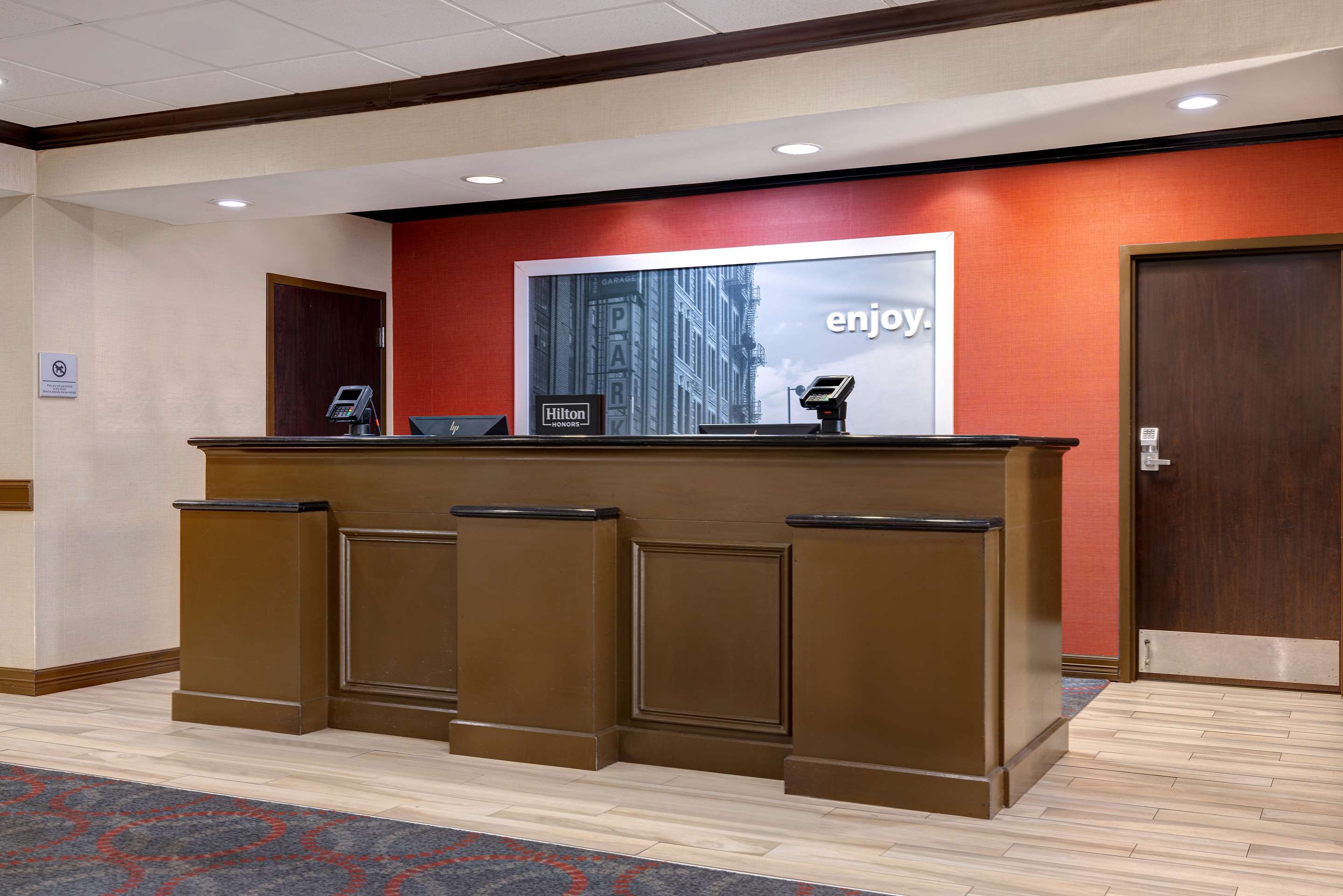 Reception | Hampton Inn Victoria
