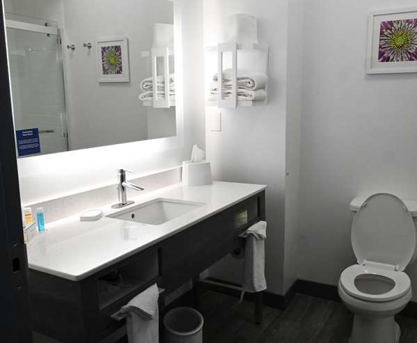  - Hampton Inn Lake Park - I-75, Exit 5