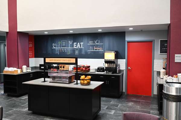 Amenities - Hampton Inn Lake Park - I-75, Exit 5