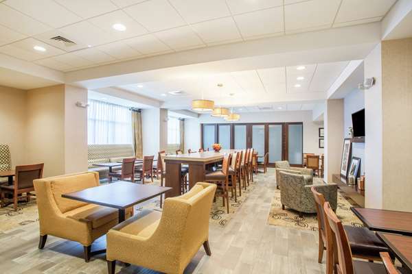  - Hampton Inn Philadelphia Voorhees