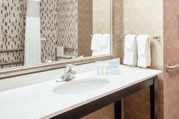  - Hampton Inn Philadelphia Voorhees