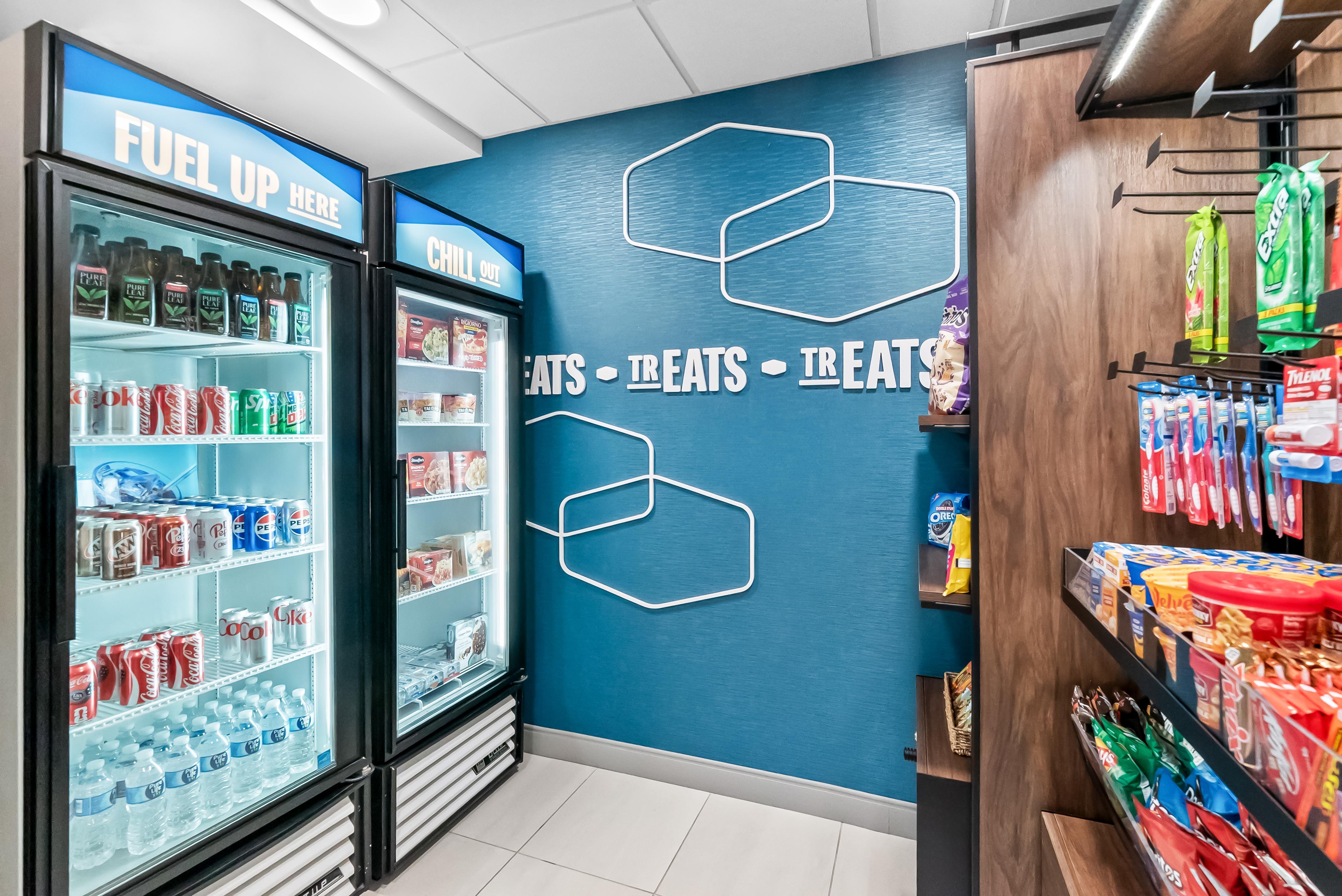 Restaurant | Hampton Inn & Suites Peru