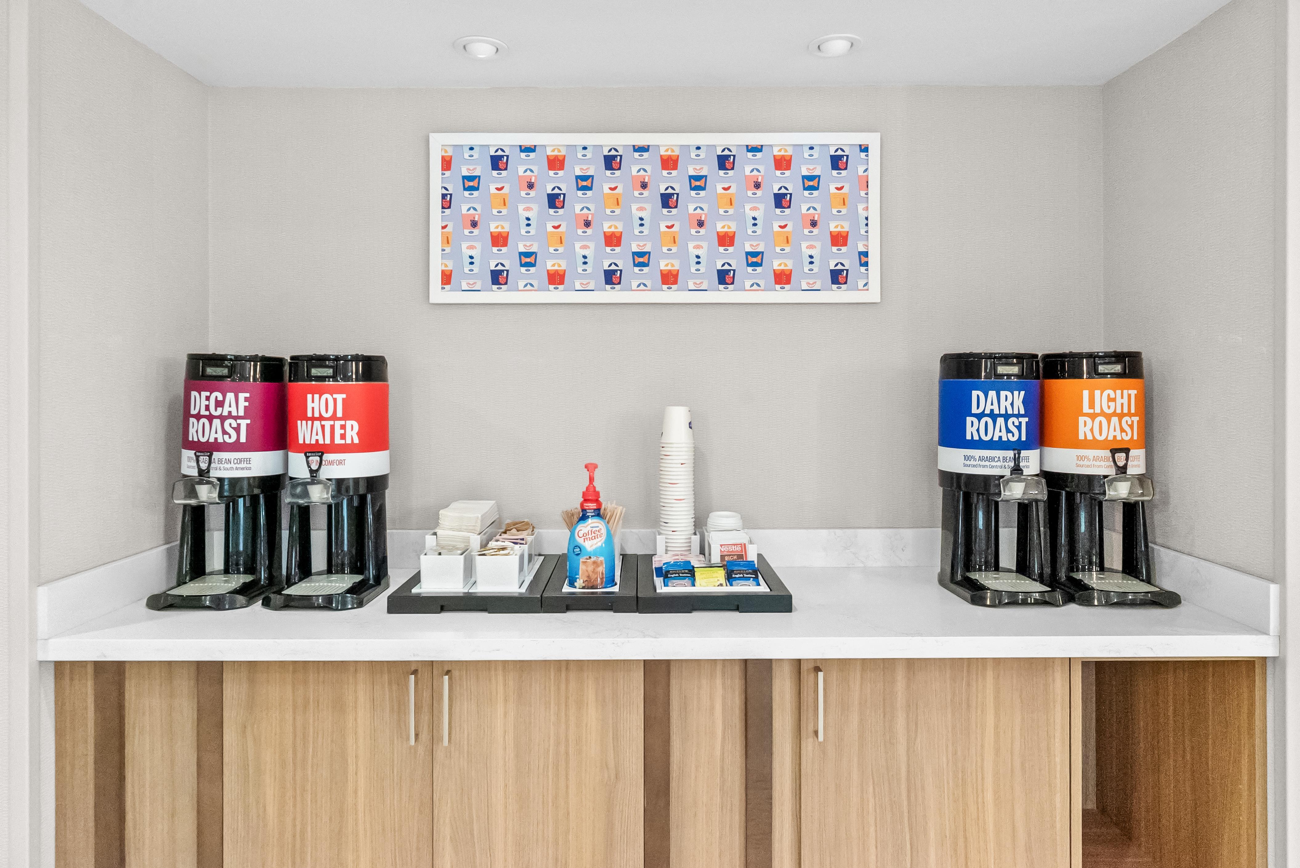 Restaurant | Hampton Inn & Suites Peru