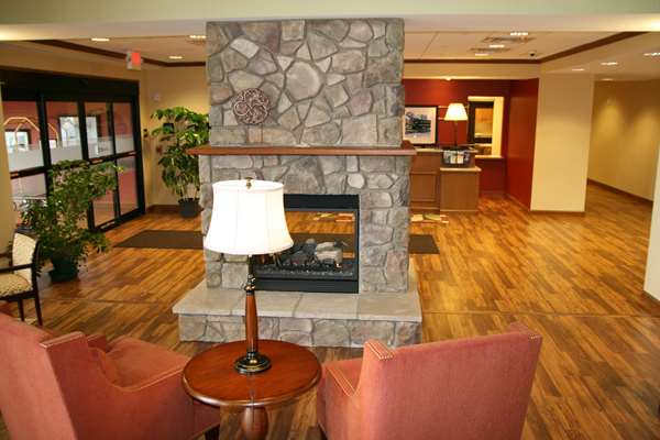 - Hampton Inn & Suites Warren