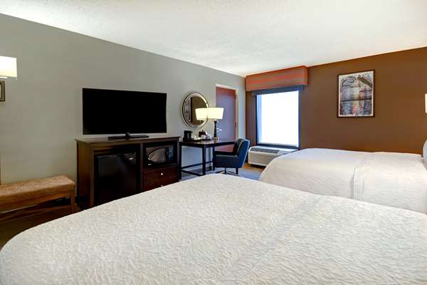  - Hampton Inn Old Town Area Alexandria - I-95 & I-495, Exit 177