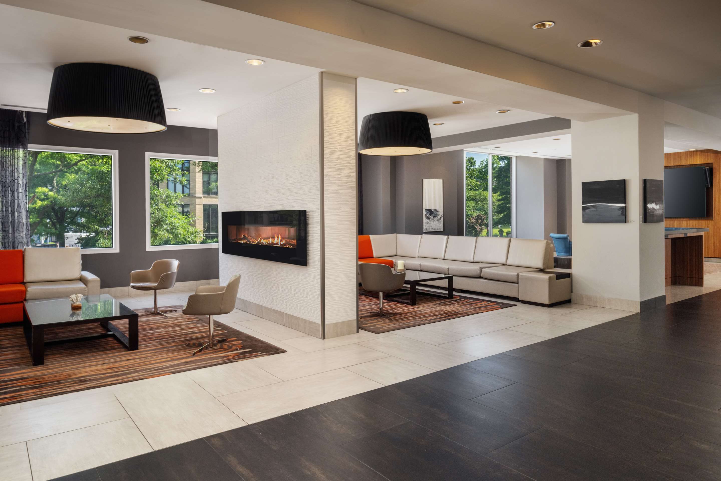 Lobby | Embassy Suites by Hilton Washington D.C. at the Chevy Chase Pavilion