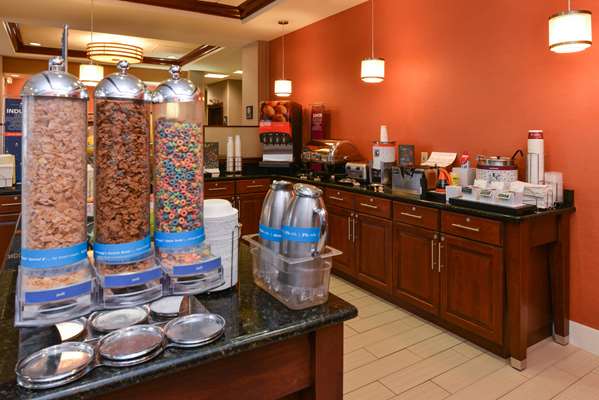 Amenities - Hampton Inn College Park - I-95 & I-495, Exit 25