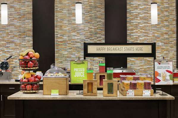 Amenities - Hampton Inn Chantilly