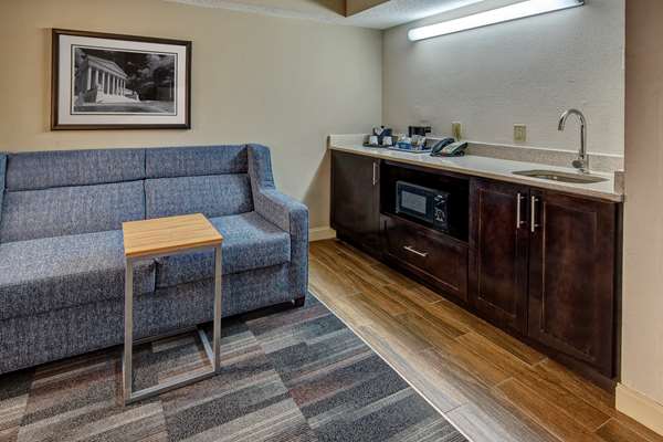  - Hampton Inn Dumfries - I-95, Exit 152