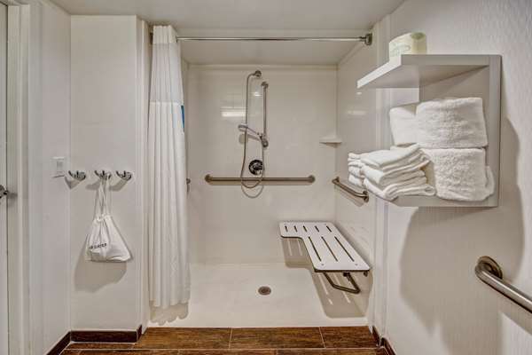  - Hampton Inn Dumfries - I-95, Exit 152