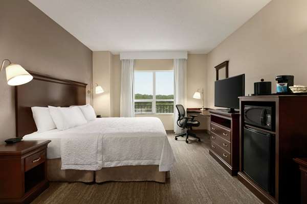  - Hampton Inn & Suites Sterling