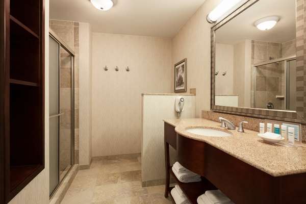  - Hampton Inn & Suites Sterling