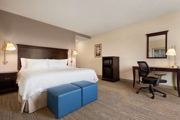  - Hampton Inn & Suites Sterling
