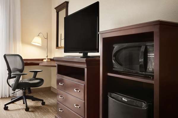  - Hampton Inn & Suites Sterling