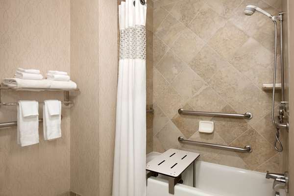  - Hampton Inn & Suites Sterling