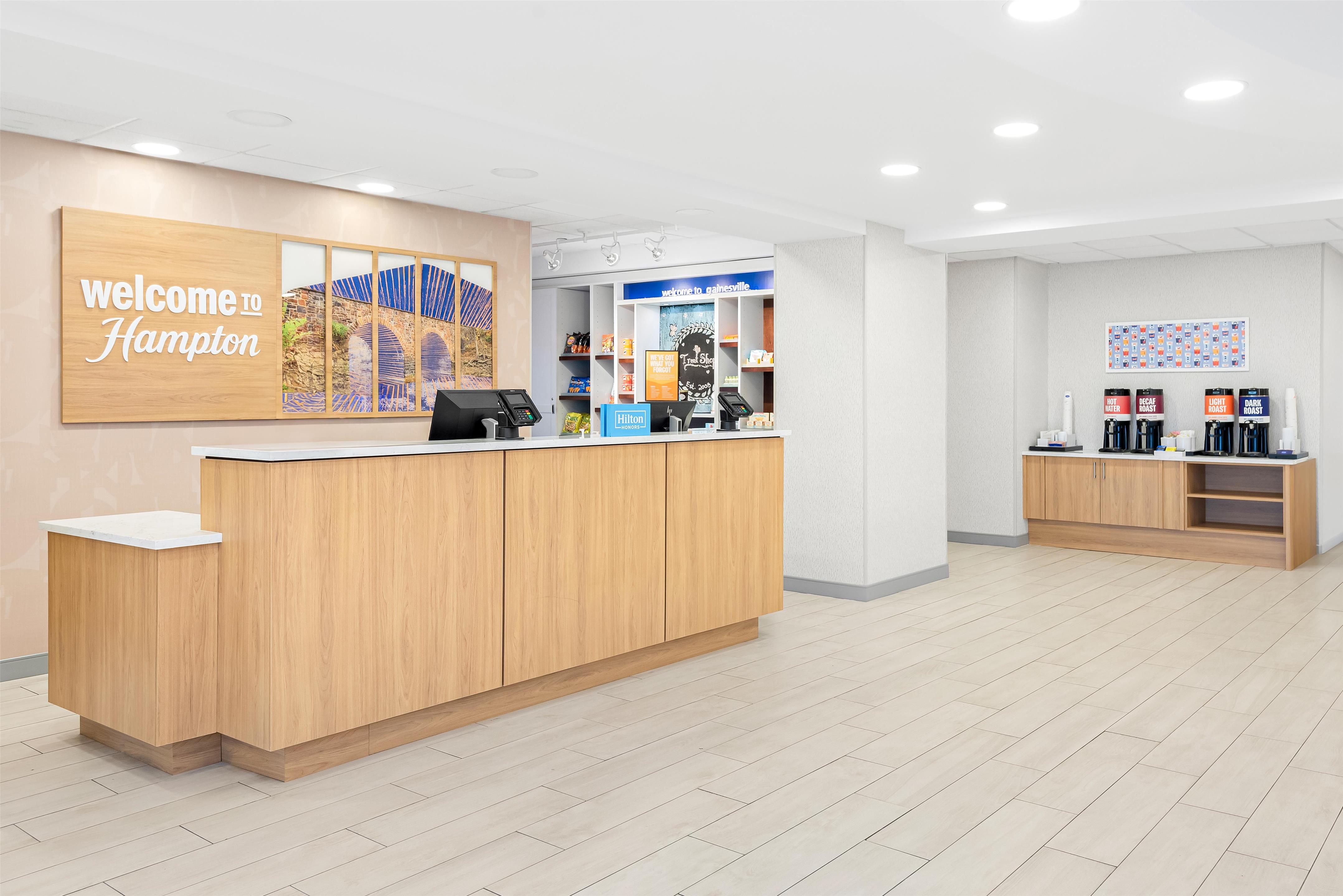 Reception | Hampton Inn by Hilton Gainesville-Haymarket