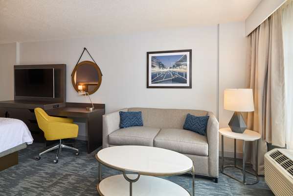 - Hampton Inn Convention Center DC