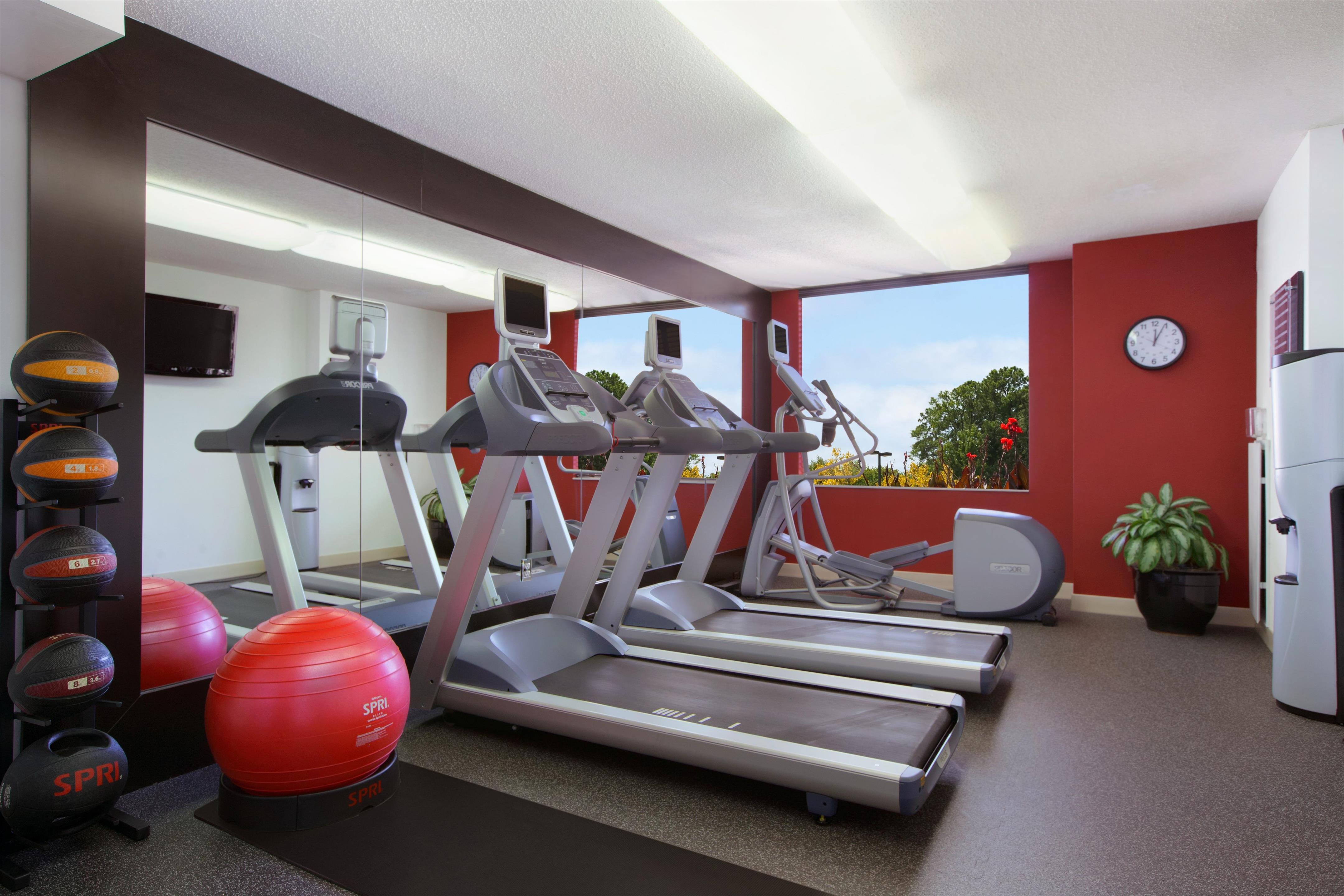 Health club fitness center gym | Homewood Suites by Hilton Falls Church - I-495 at Rt. 50