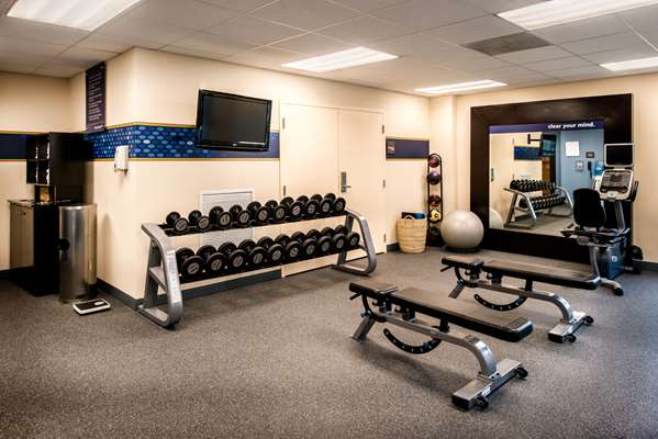 Fitness/ Exercise Room - Hampton Inn & Suites National Harbor - I-95 & I-495, Exit 2A