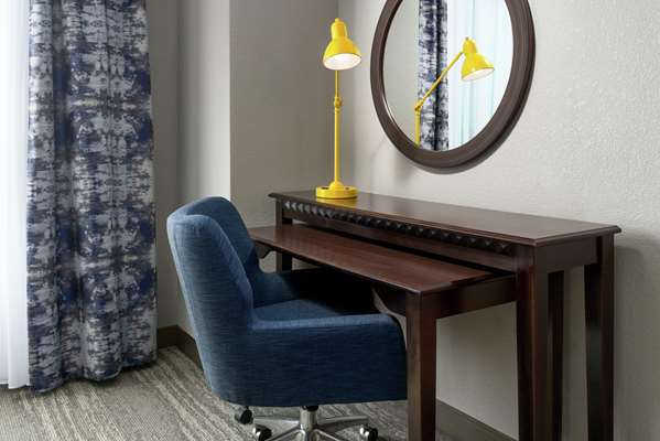  - Hampton Inn & Suites National Harbor - I-95 & I-495, Exit 2A