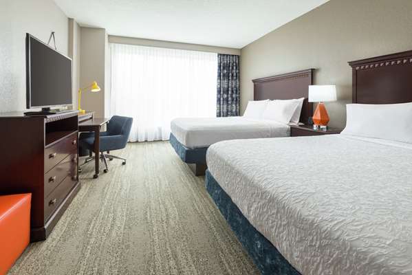  - Hampton Inn & Suites National Harbor - I-95 & I-495, Exit 2A