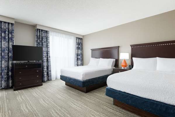  - Hampton Inn & Suites National Harbor - I-95 & I-495, Exit 2A