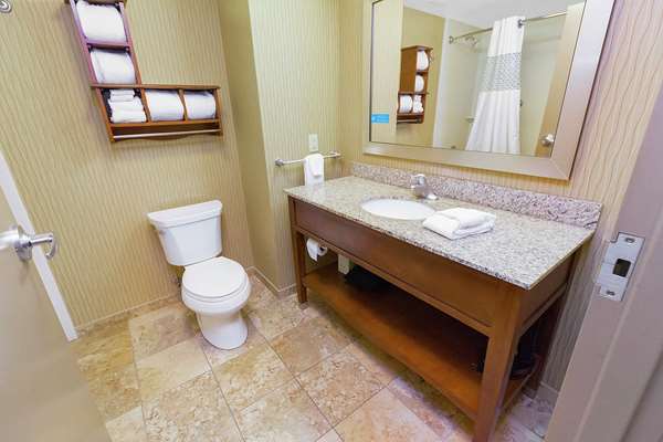  - Hampton Inn Waynesburg - I-79, Exit 14