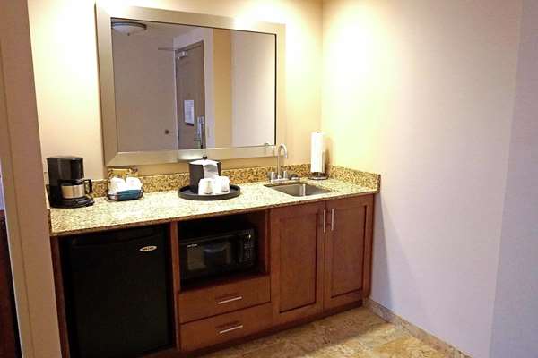  - Hampton Inn Waynesburg - I-79, Exit 14