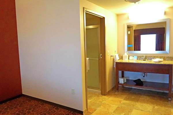  - Hampton Inn Waynesburg - I-79, Exit 14