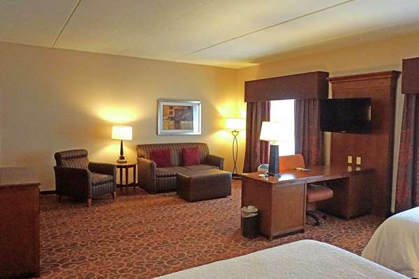  - Hampton Inn Waynesburg - I-79, Exit 14