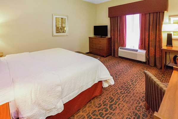  - Hampton Inn Waynesburg - I-79, Exit 14