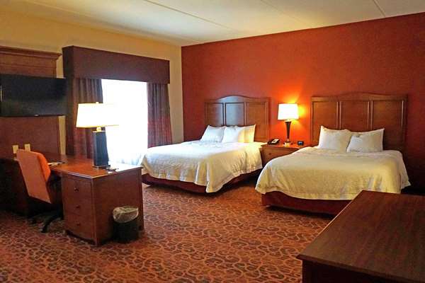  - Hampton Inn Waynesburg - I-79, Exit 14