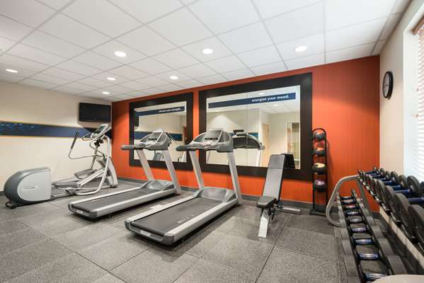 Fitness/ Exercise Room - Hampton Inn & Suites Central Williamsburg