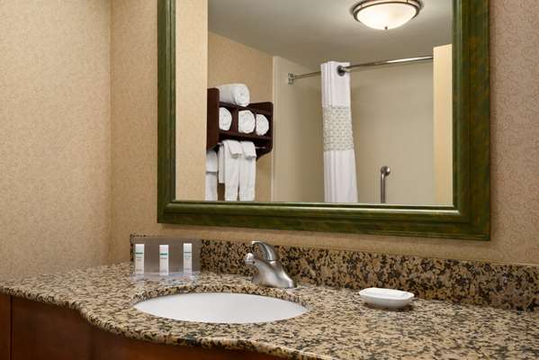  - Hampton Inn & Suites Central Williamsburg