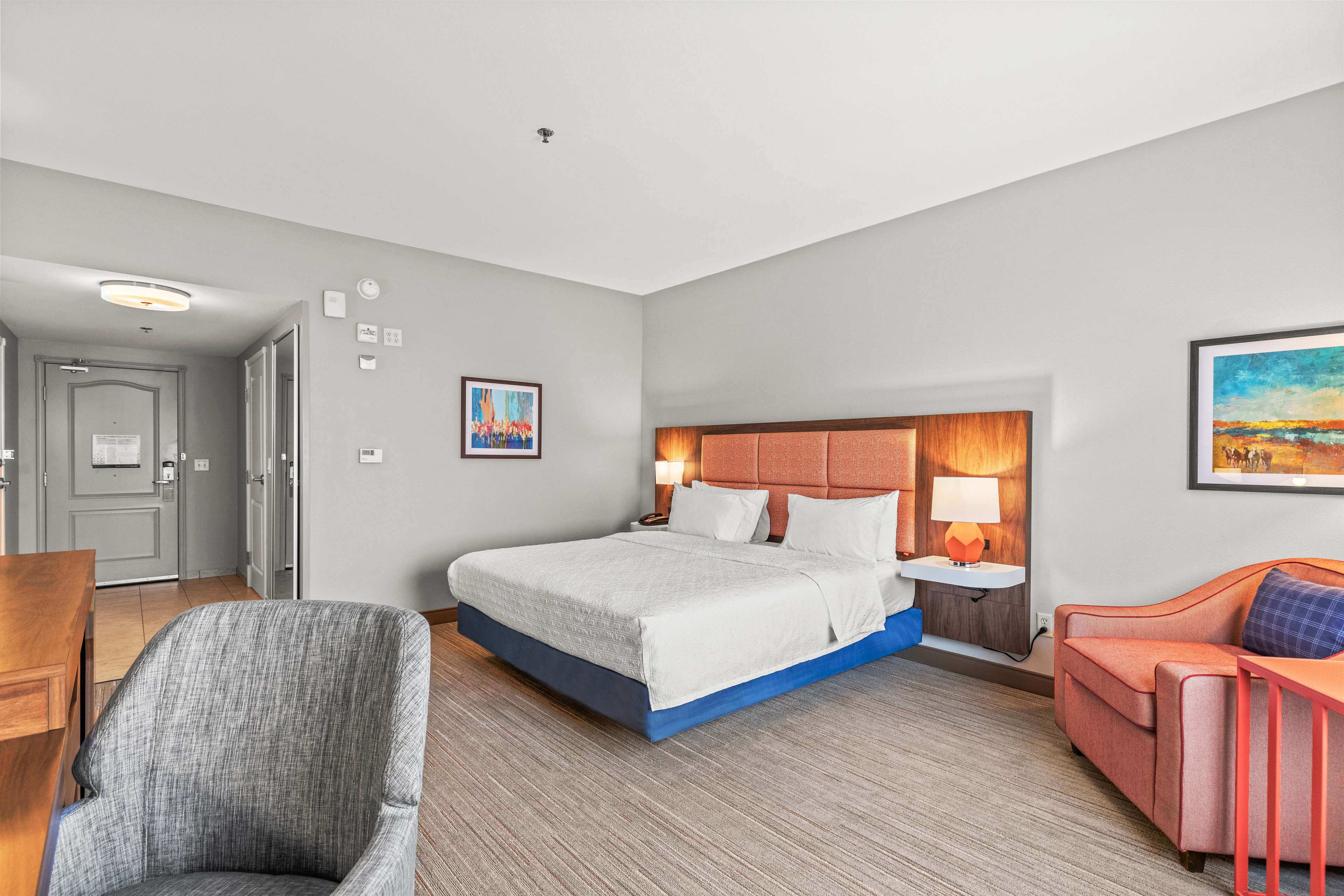 Hampton Inn Brighton Room Type - 1 KING BED