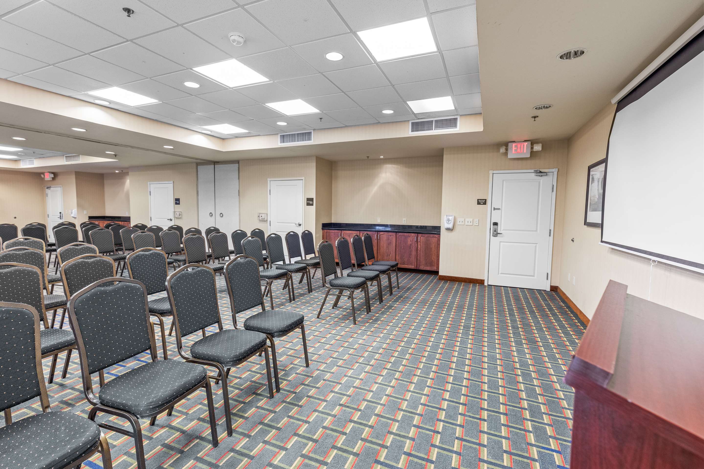 Meeting Room | Hampton Inn Brighton