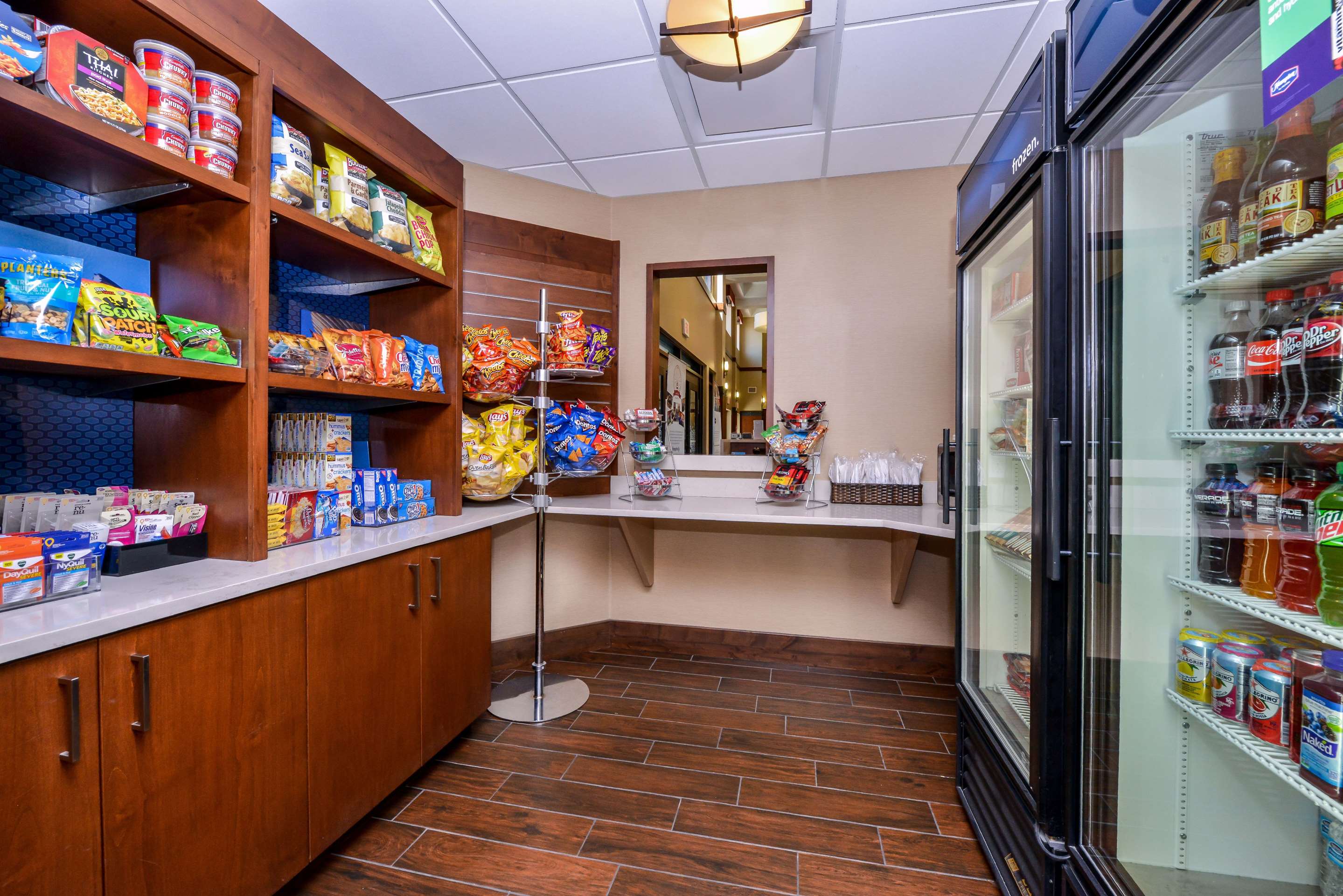 Restaurant | Hampton Inn & Suites Boulder-North