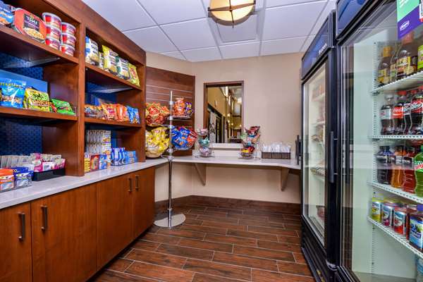 Restaurant - Hampton Inn & Suites North Boulder